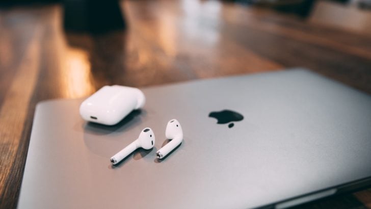 Photo of airpods with macbook