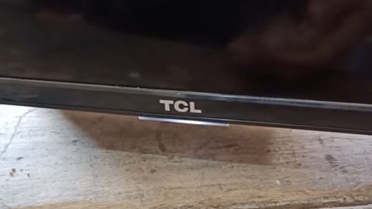 Photo of tcl tv status light