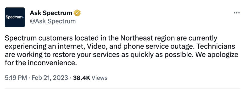 Screenshot of a tweet by Spectrum announcing an internet, video, and phone service outage