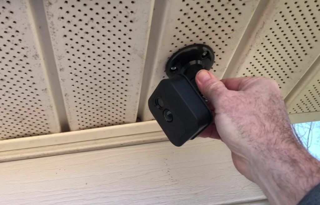 mounting a Blink camera outside 