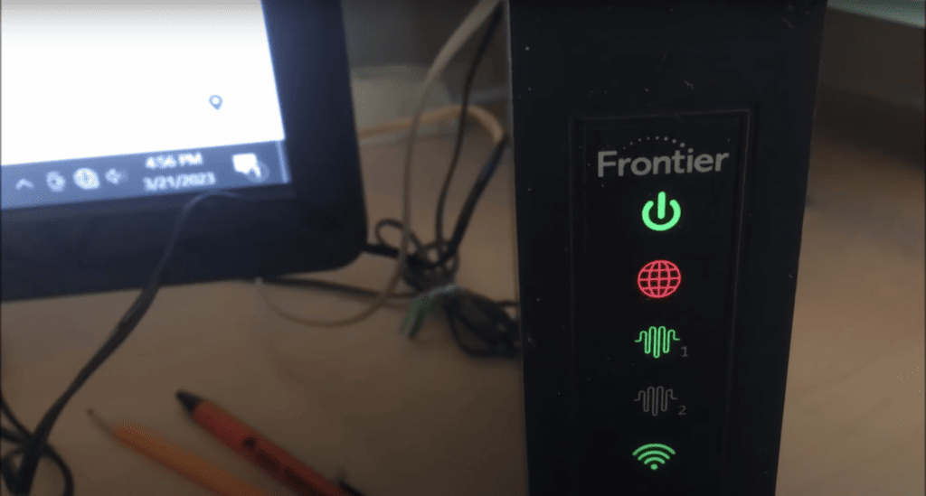 Frontier verizon router showing the red globe sign